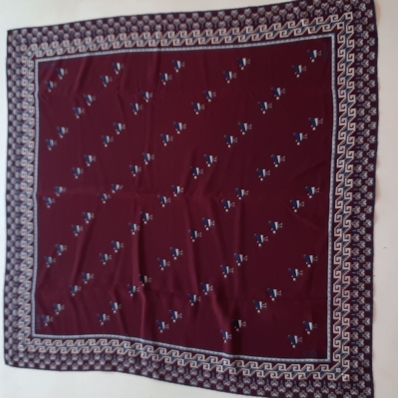 Gucci bird scarf wrap - Picture 4 of 9